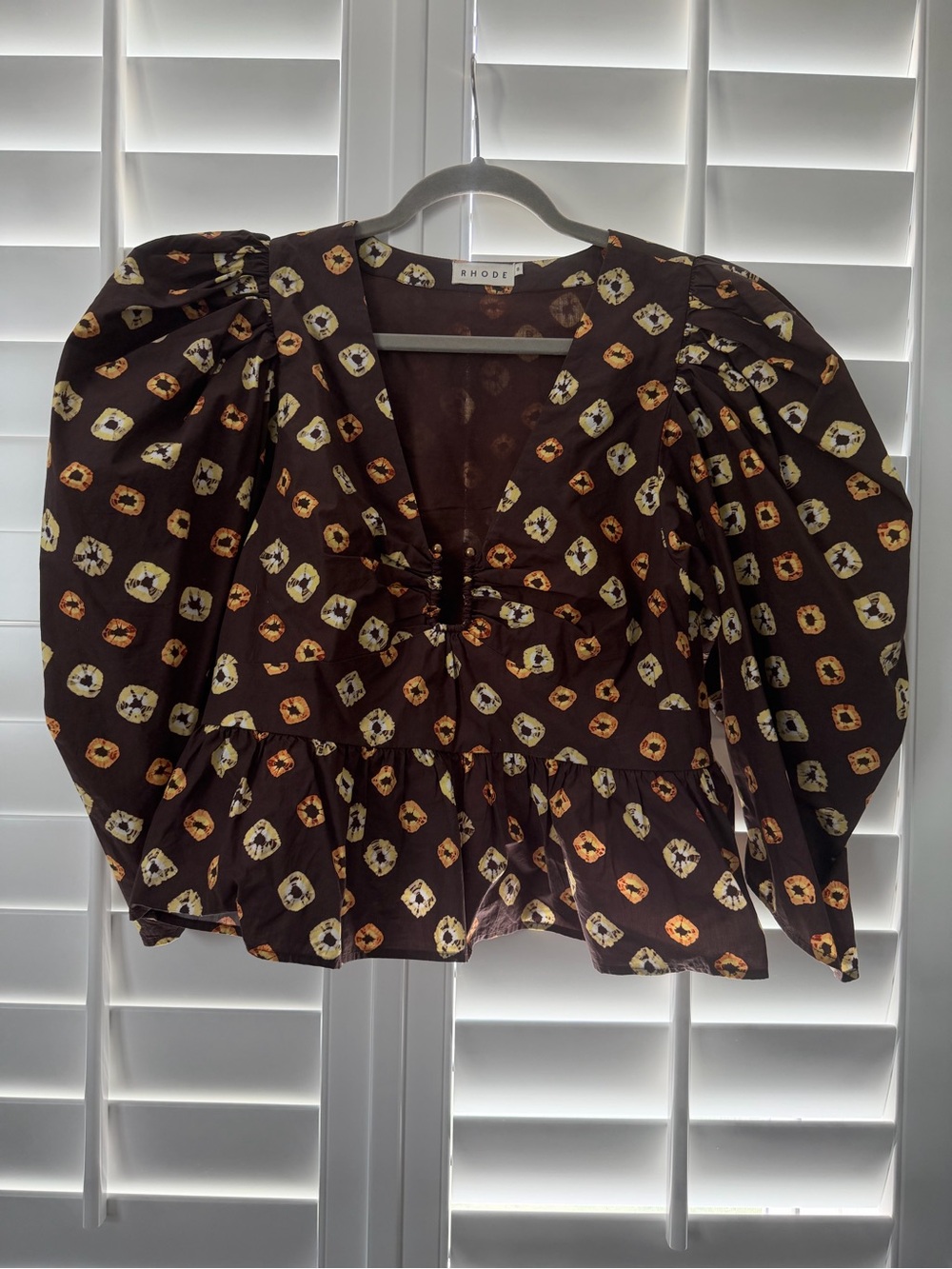 RHODE Dark Brown Puff-Sleeve Floral Tie-Front Peplum Top
